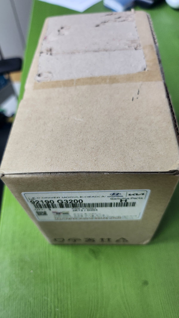 92190G3200-L.E.D DRIVER MODULE-HEADLAMP