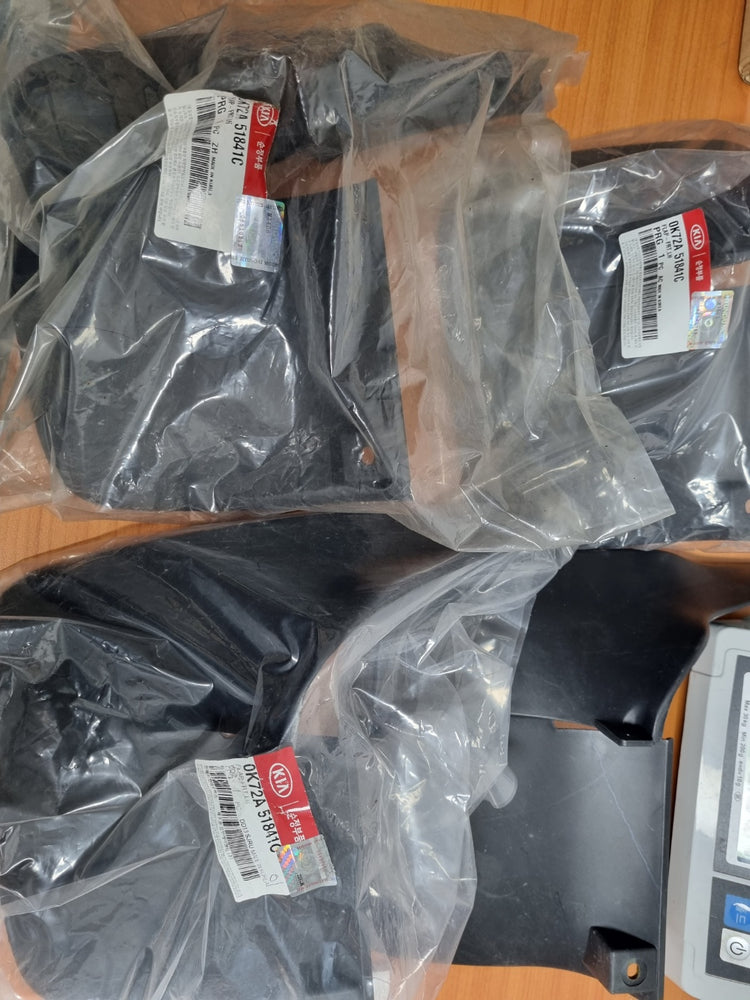0K72A51841C-FLAP-FRT LH