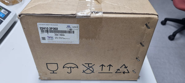 224102F002-COVER ASSY-ROCKER