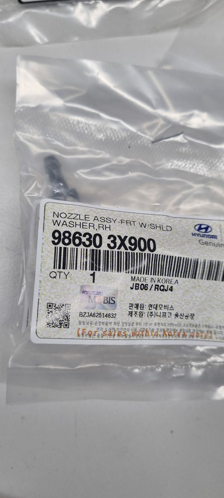 986303X900-NOZZLE ASSY-FR W/SHLD WASHER R