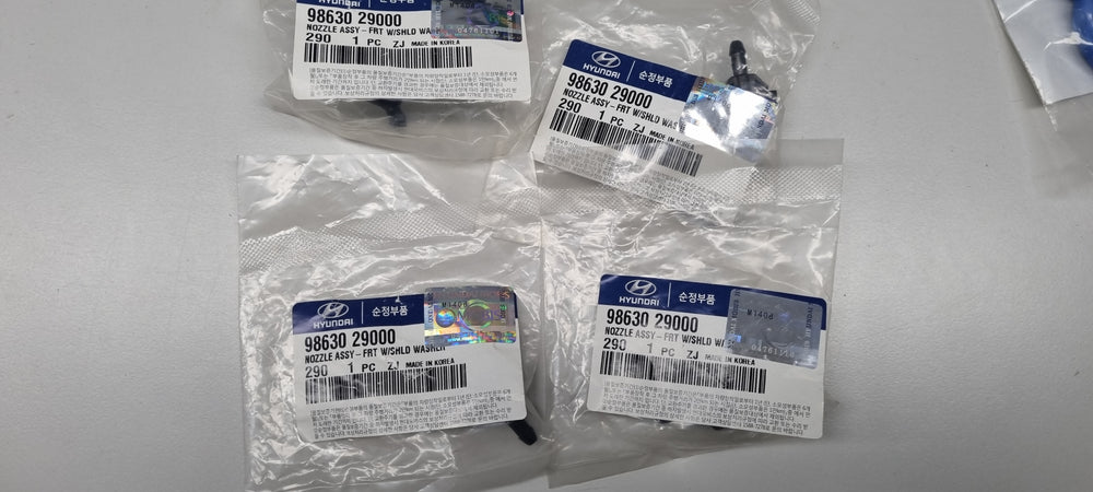 9863029000-NOZZLE ASSY-FR W/SHLD WASHER