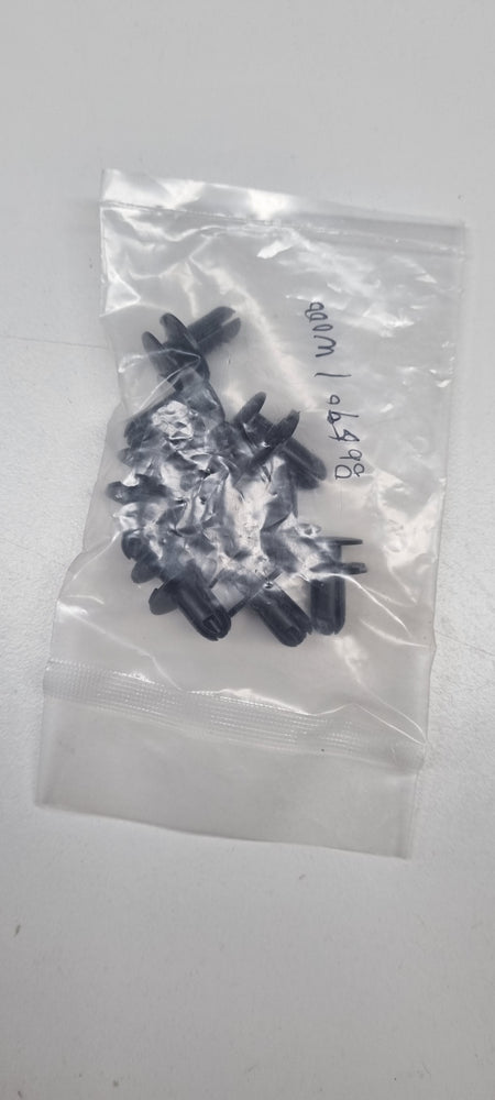 865901W000-RETAINER ASSY-BUMPER COVER MTG