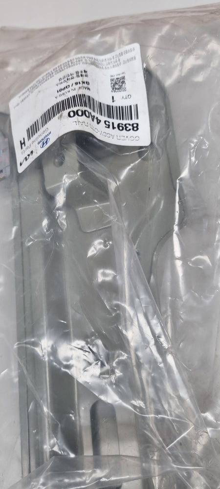839154A000-COVER ASSY-CTR RAIL