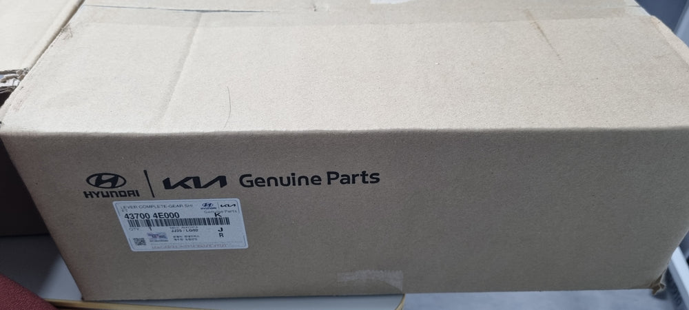 437004E000-LEVER COMPLETE-GEAR SHIFT