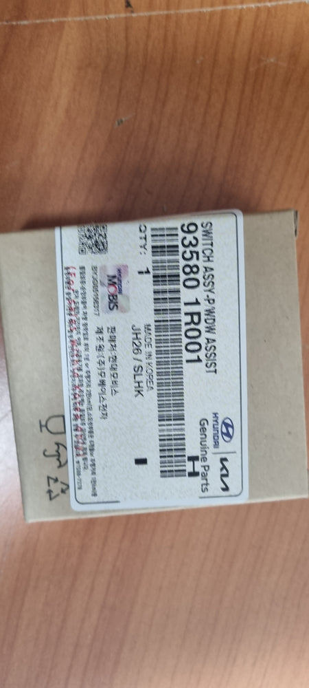 935801R001-SWITCH ASSY-P/WDW ASSIST