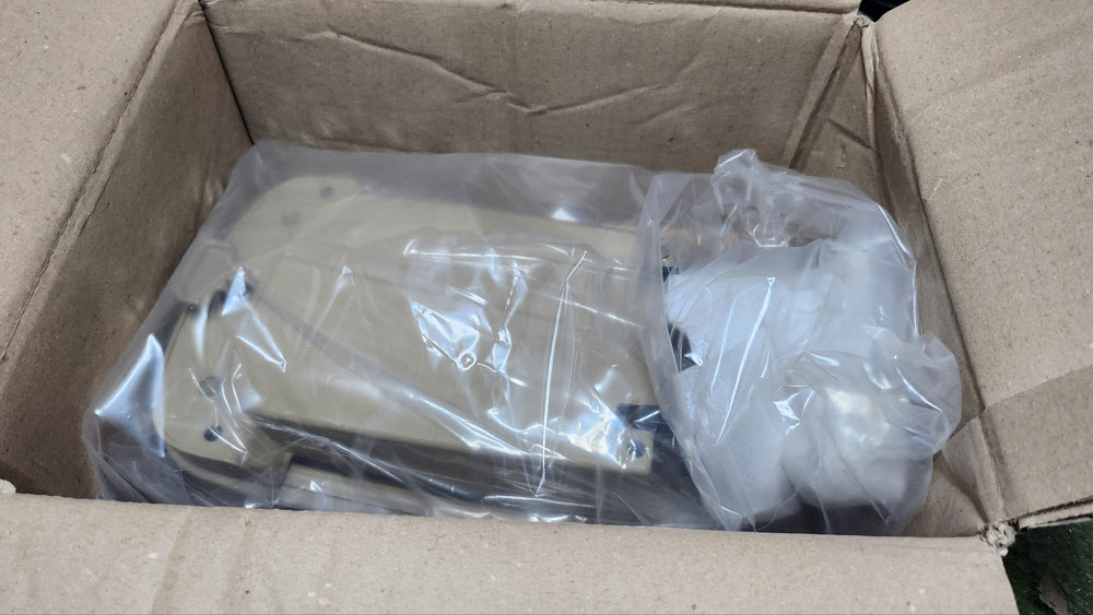 846603K510V2-ARMREST ASSY-CONSOLE