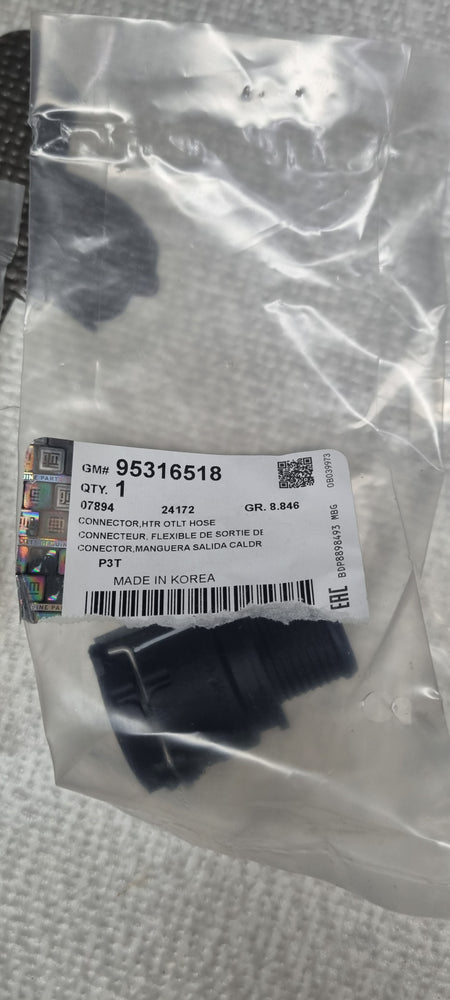 95316518-CONNECTOR,HTR OTLT HOSE