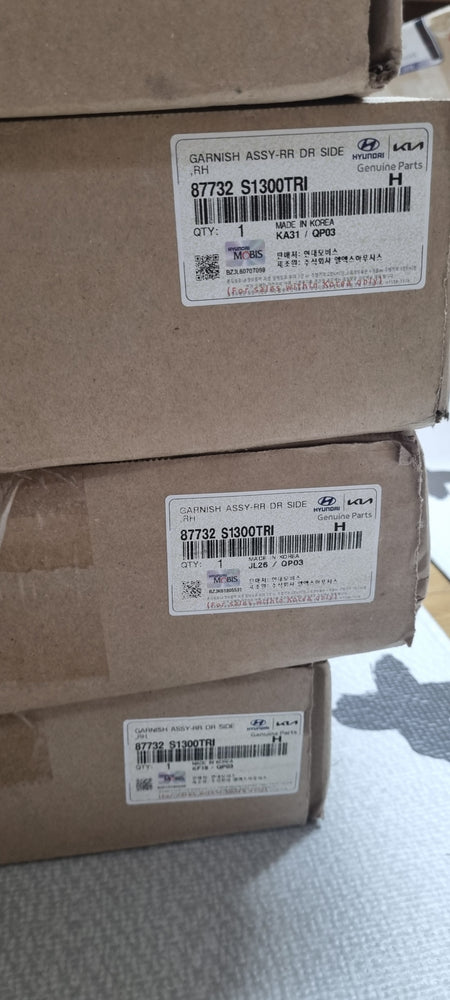 87732S1300TRI-GARNISH ASSY-RR DR SIDE RH