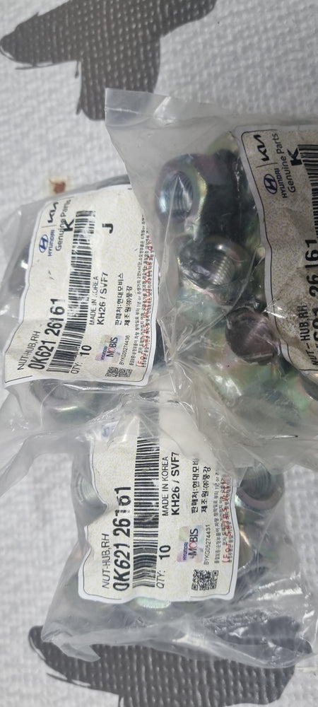 0K62126161-NUT-HUB RH