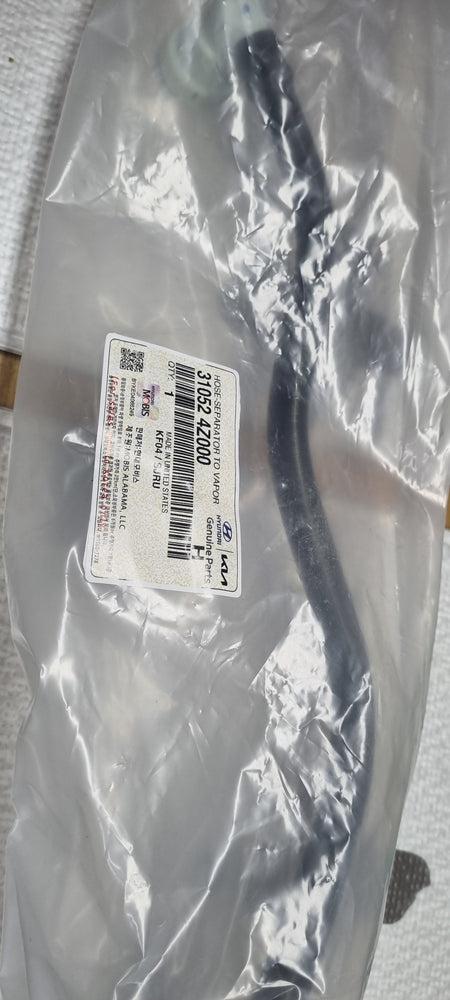 310524Z000-HOSE-SEPARATOR TO VAPOR