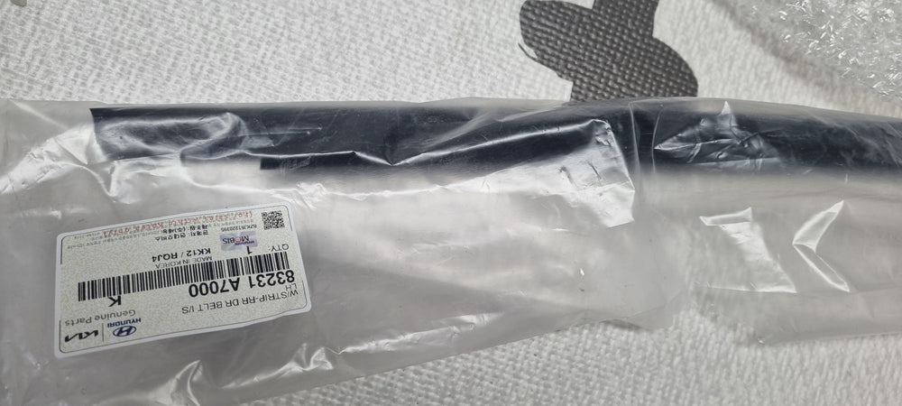 83231A7000-W/STRIP-RR DR BELT I/S LH