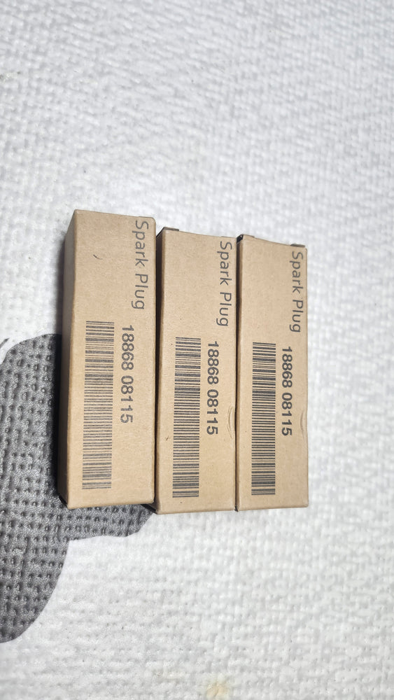 1886808115-PLUG ASSY-SPARK