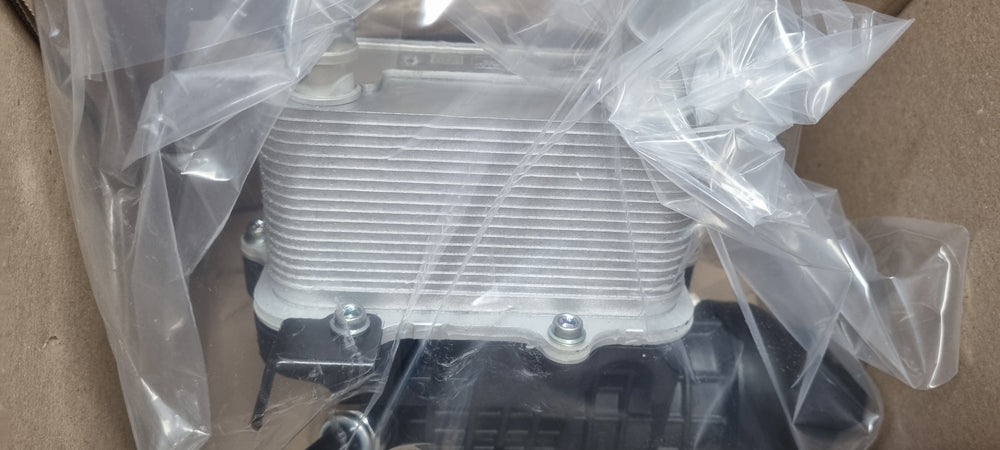 264002R001-FILTER & COLLER ASSY-OIL